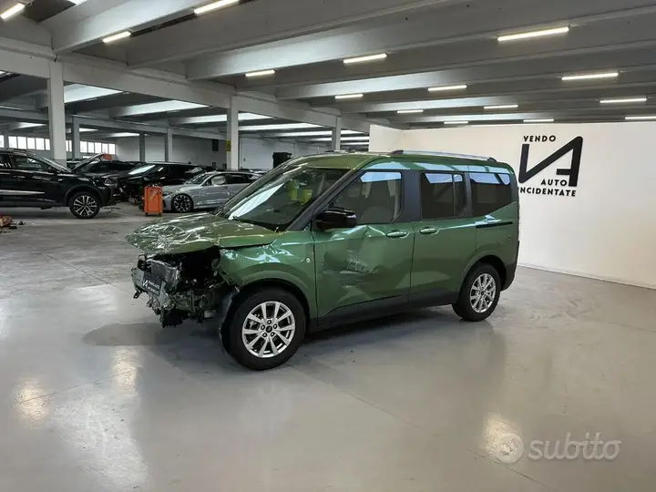 Ford Tourneo Courier 2024 photo 4