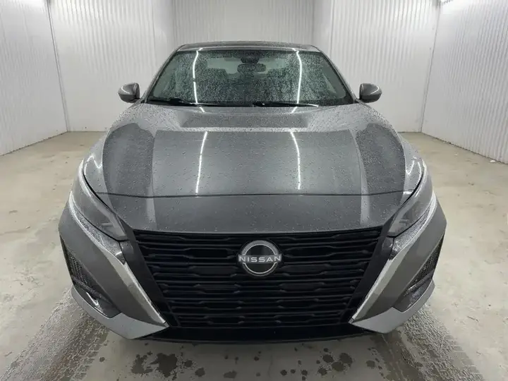 Nissan Altima 2023 photo 3
