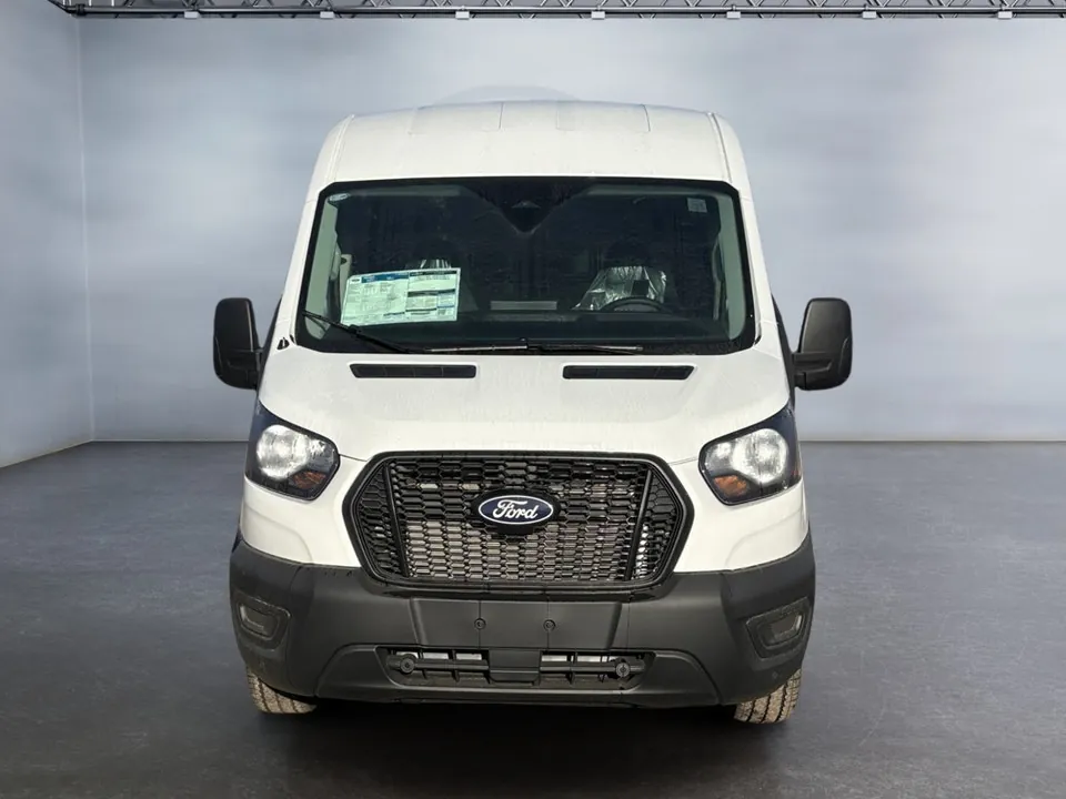 Ford Transit 2027 photo 2