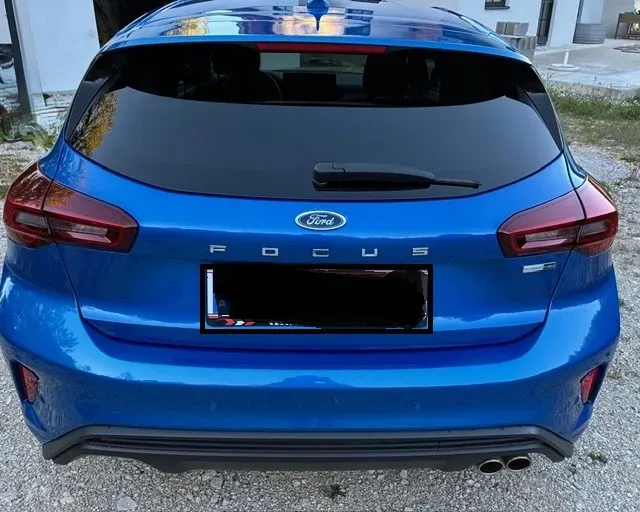 Ford Focus 2023 photo 3