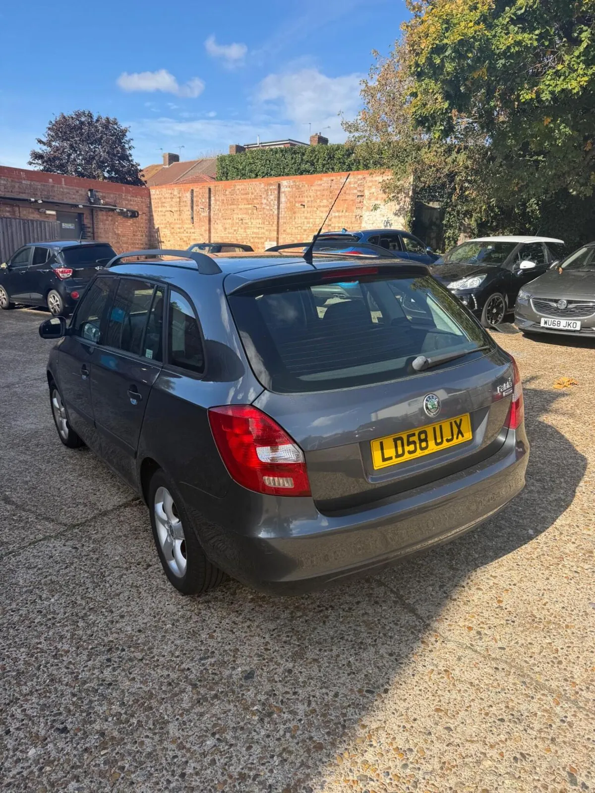Skoda Fabia 2008 photo 4