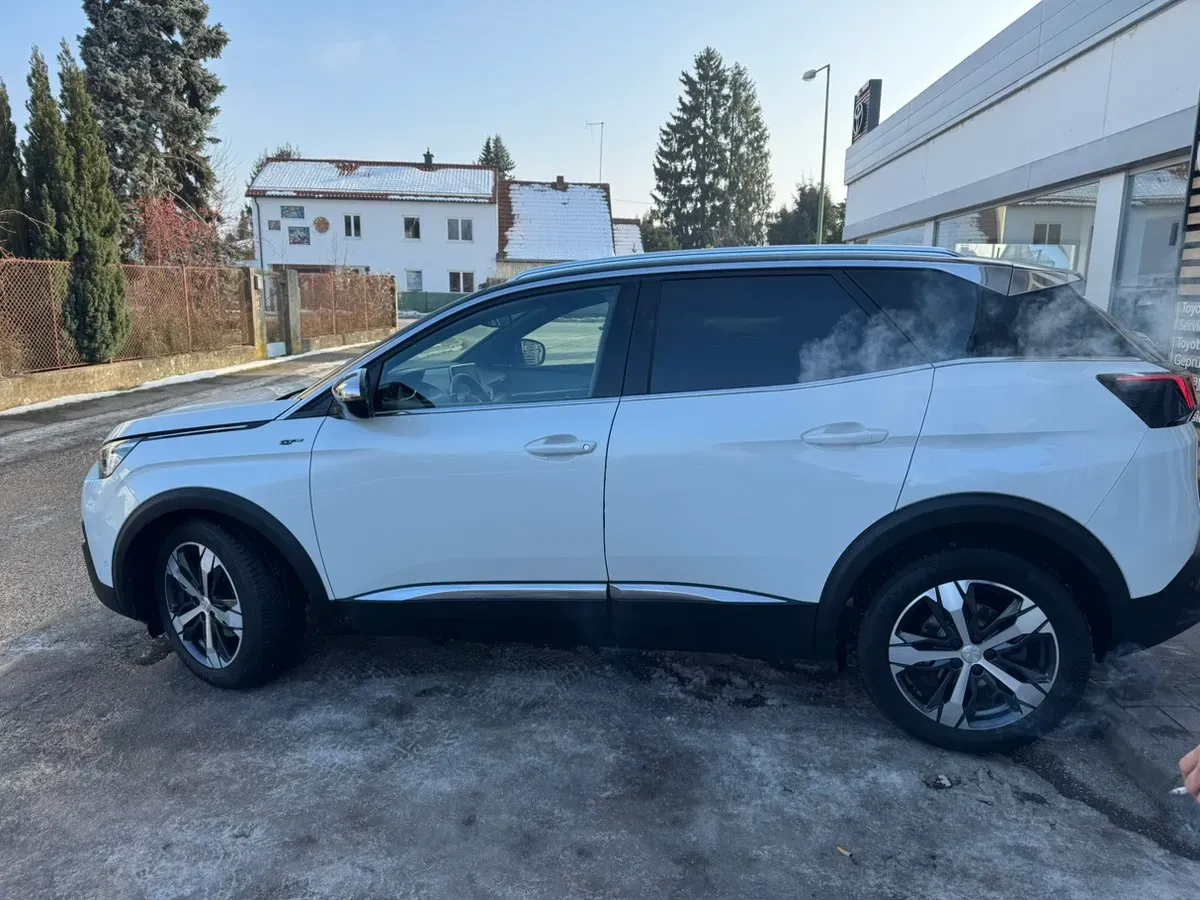 Peugeot 3008 2017 photo 2