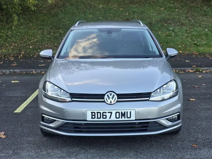 Volkswagen Golf 2017 photo 2