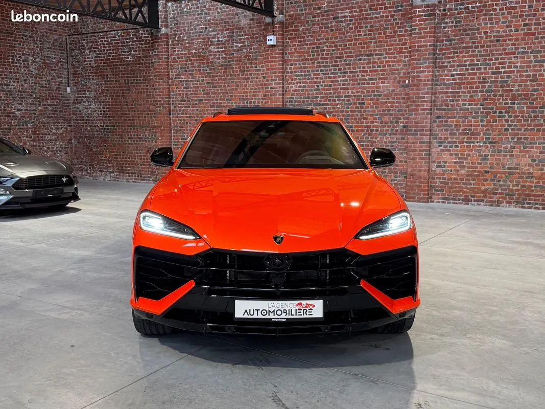 Lamborghini Urus 2026 photo 2