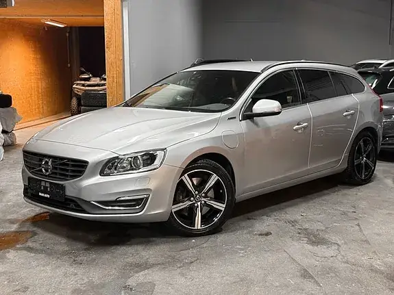 Volvo V60 2018 photo 2