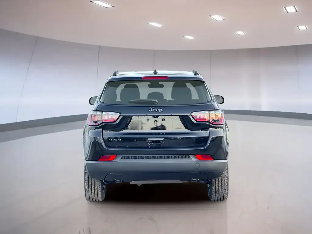 Jeep Compass 2026 photo 4