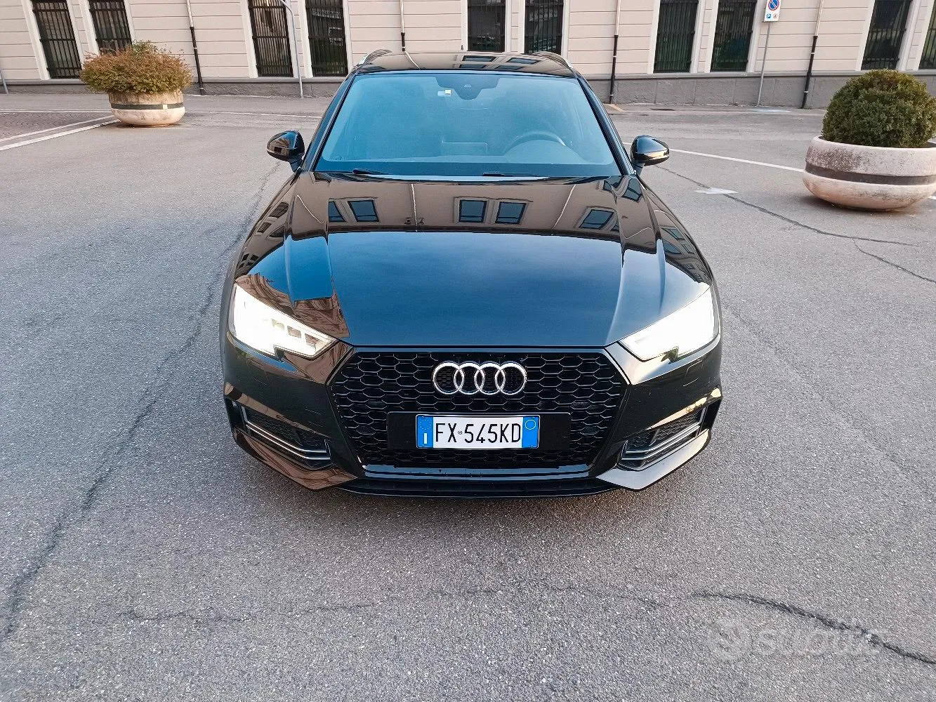 Audi A4 2016 photo 2