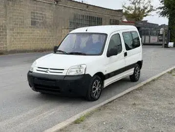 Citroen Berlingo 2008 photo 2