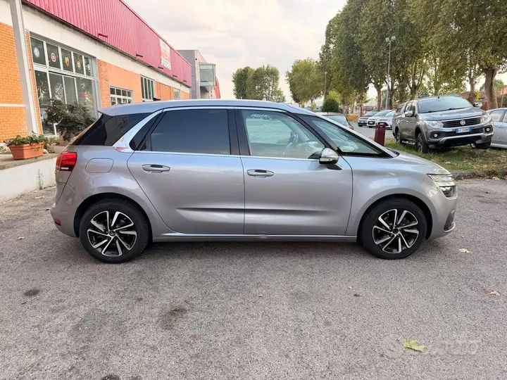 Citroen C4 Picasso 2016 photo 2