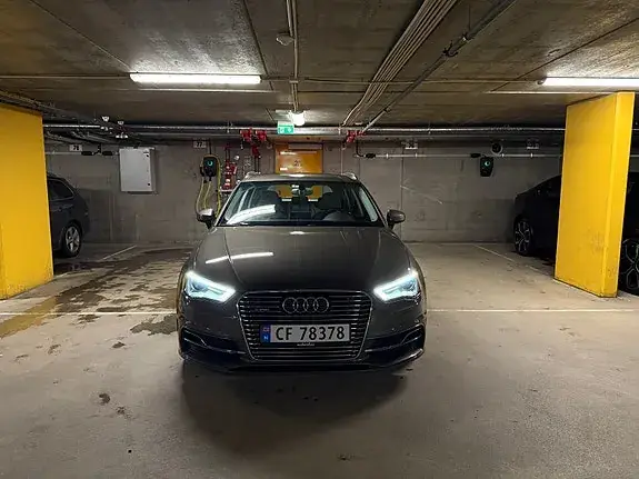 Audi E-Tron 2015 photo 4