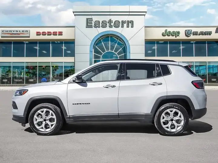Jeep Compass 2026 photo 3