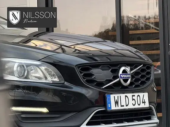 Volvo V60 Cross Country 2017 photo 5