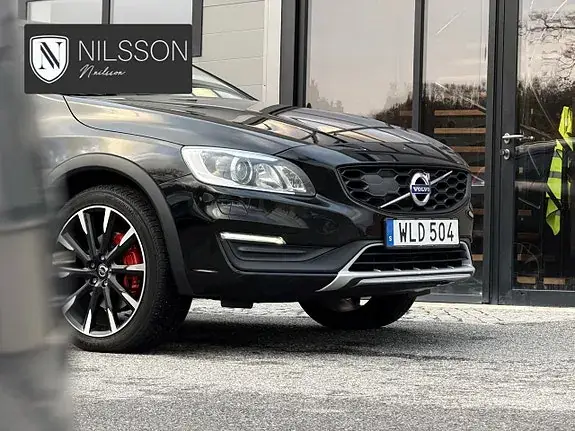 Volvo V60 Cross Country 2017 photo 3