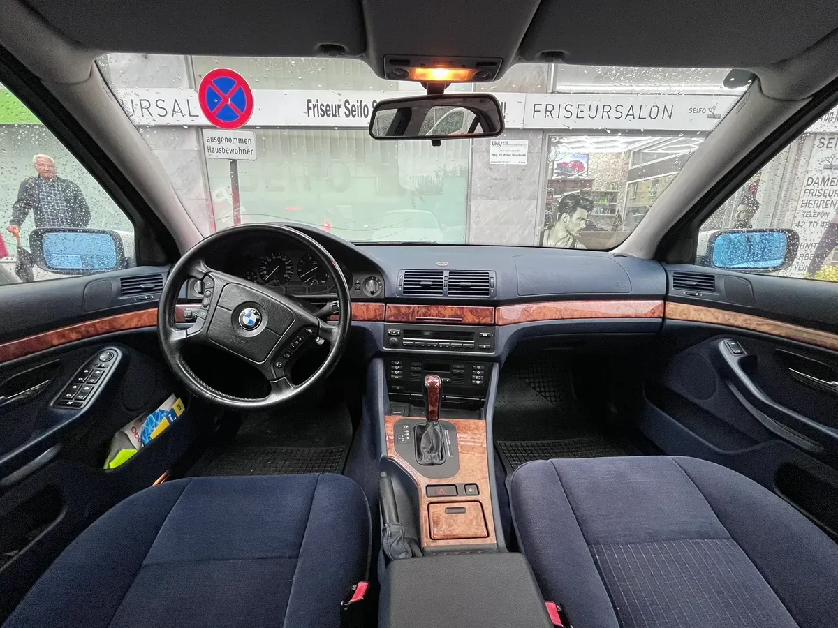 BMW 5 Series 1998 photo 2