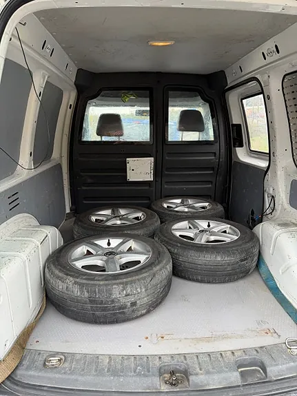 Volkswagen Caddy 2012 photo 5