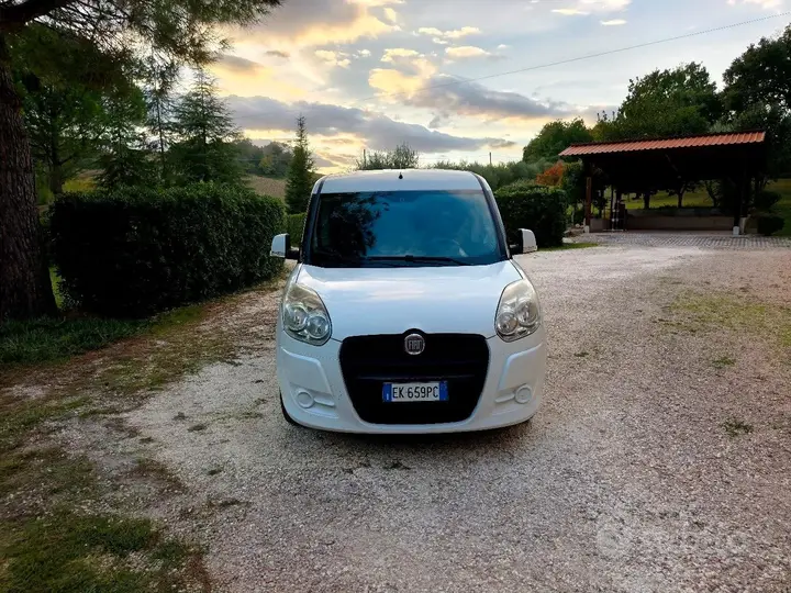Fiat Doblò 2011 photo 3