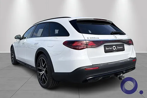 Mercedes-Benz E300 De 2026 photo 3