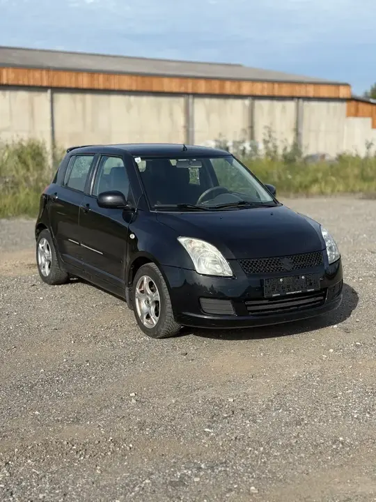 Suzuki Swift 2008 photo 2