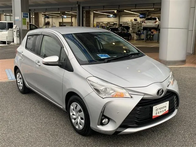 Toyota Vitz 2019 photo 5