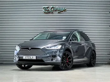 Tesla Model X 2017 photo 2