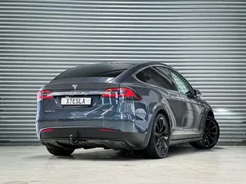 Tesla Model X 2017 photo 4