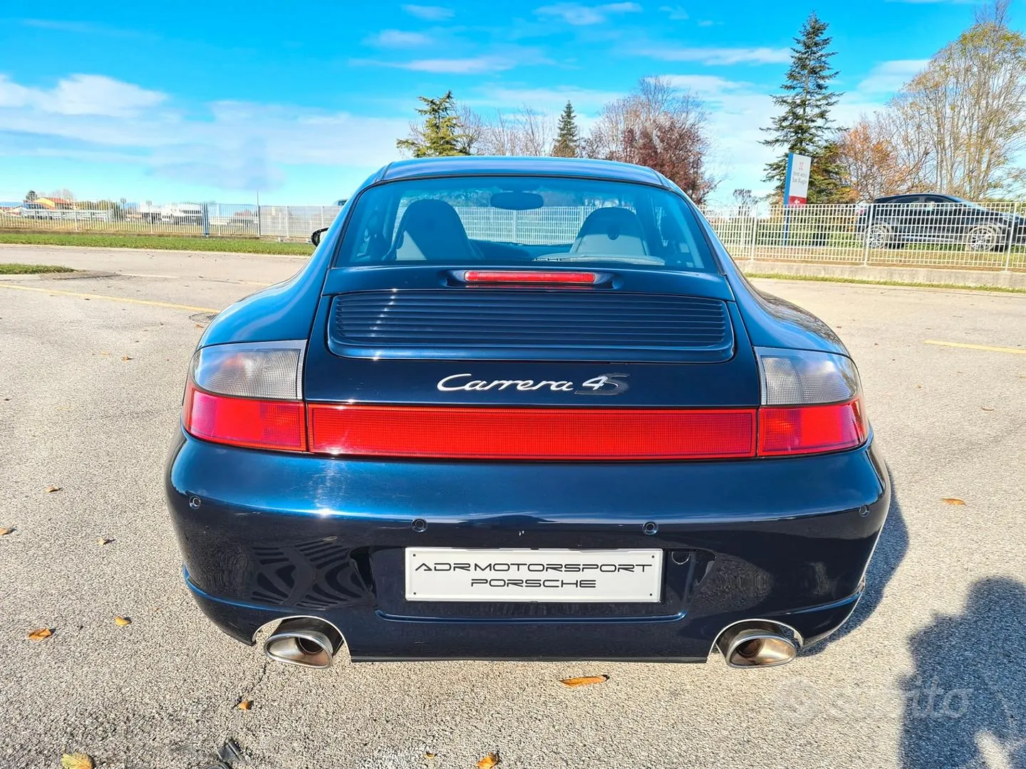 Porsche 911 2002 photo 4