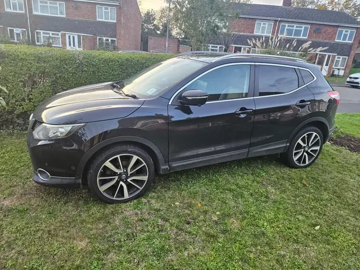 Nissan Qashqai 2014 photo 5