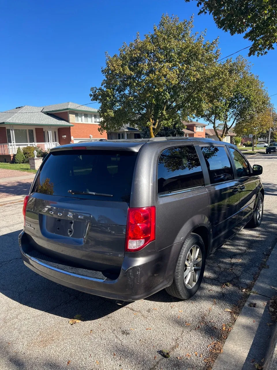 Dodge Grand Caravan 2013 photo 3