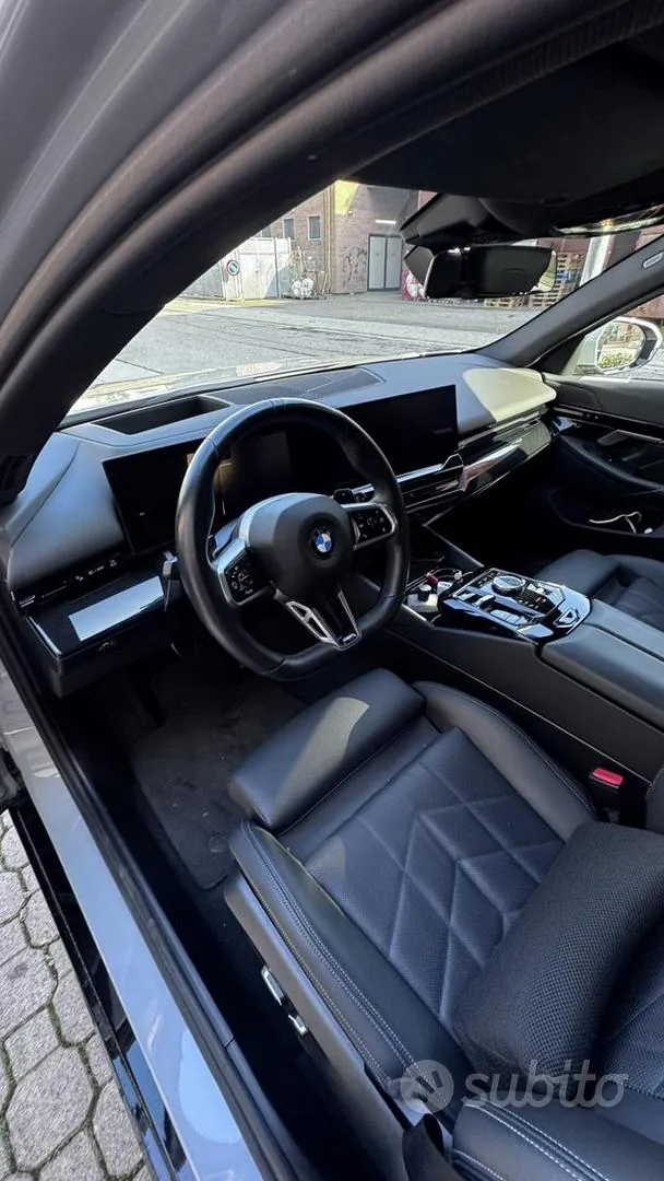 BMW 5 Series 2024 photo 5