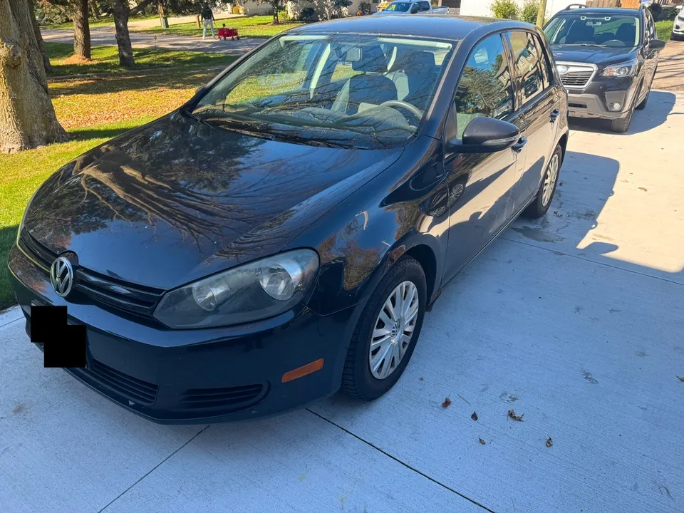 Volkswagen Golf 2011 photo 3