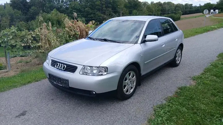 Audi A3 2003 photo 2