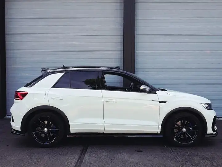 Volkswagen T-Roc 2020 photo 2