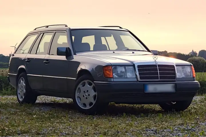 Mercedes-Benz W124