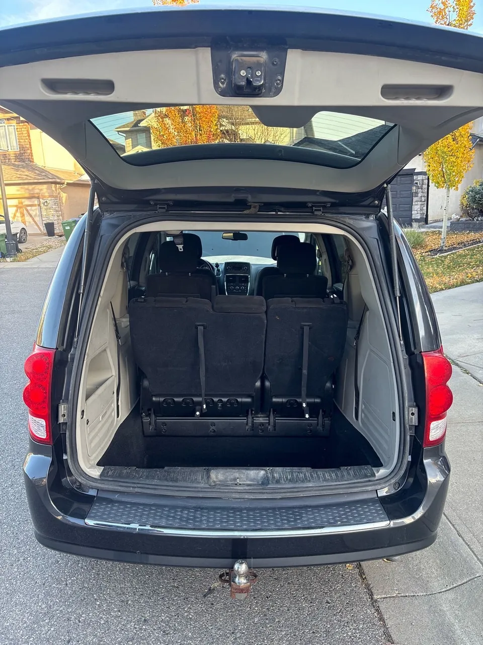 Dodge Grand Caravan 2012 photo 3