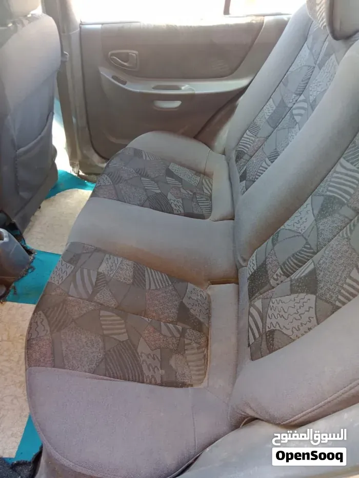 Hyundai Accent 2002 photo 2
