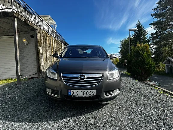 Opel Insignia 2010 photo 3