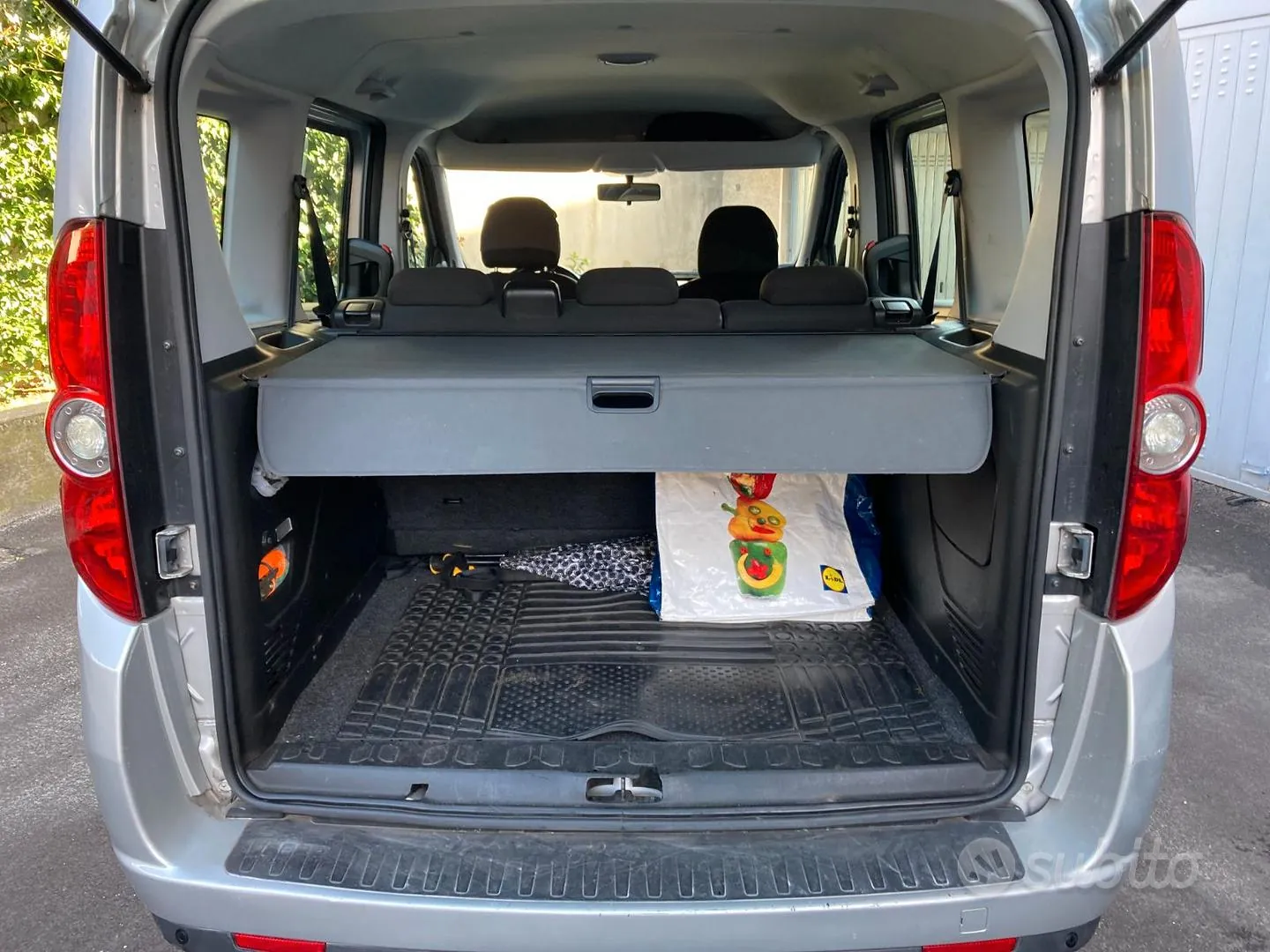 Fiat Doblo 2011 photo 4