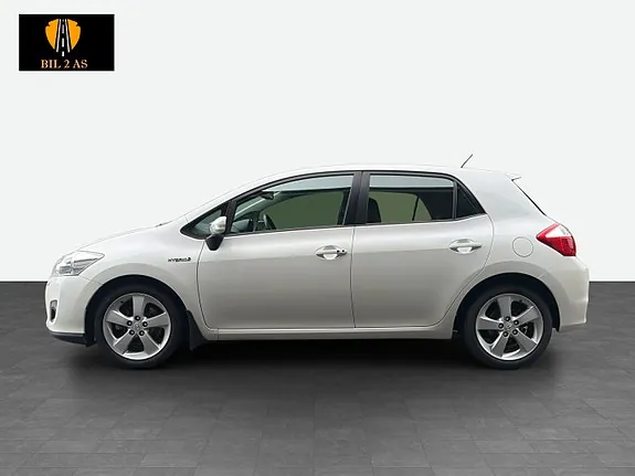 Toyota Auris 2011 photo 2