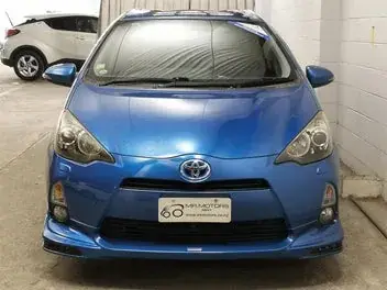 Toyota Aqua 2013 photo 3
