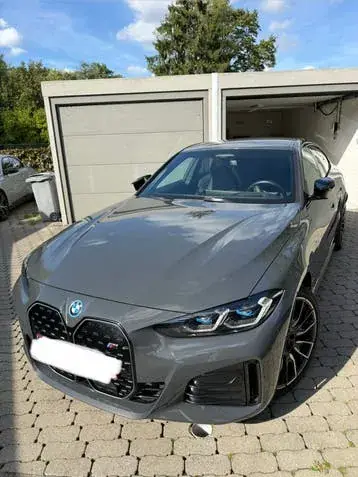 BMW I4