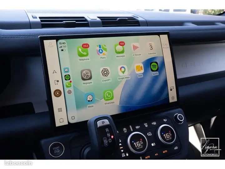 Land Rover Defender 2026 photo 3