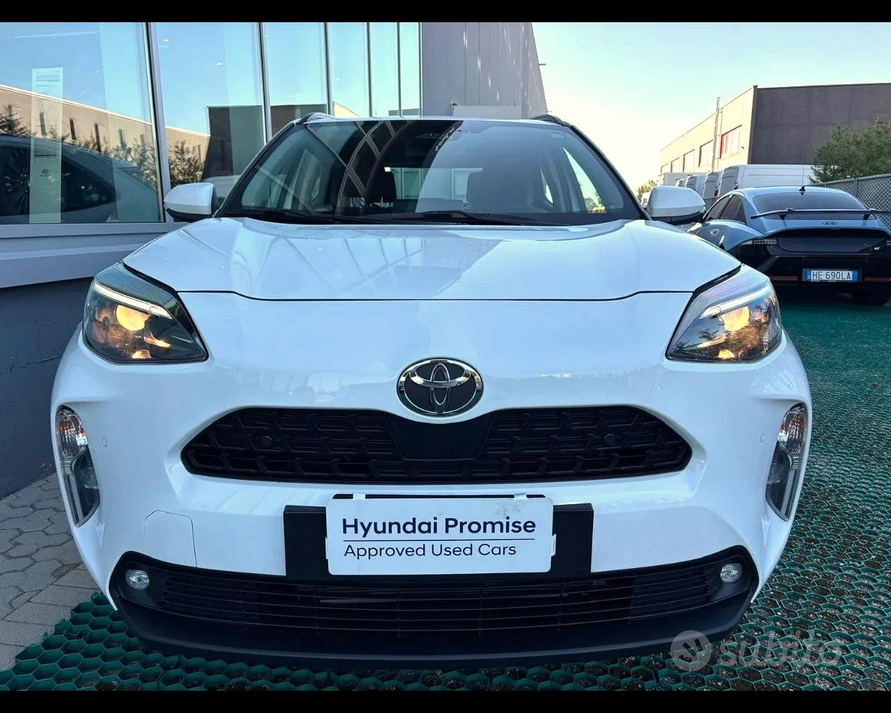 Toyota Yaris Cross 2025 photo 2