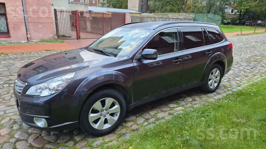 Subaru Outback 2012 photo 5