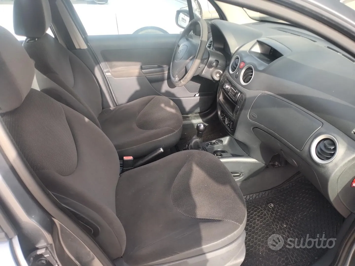 Citroen C3 2006 photo 4