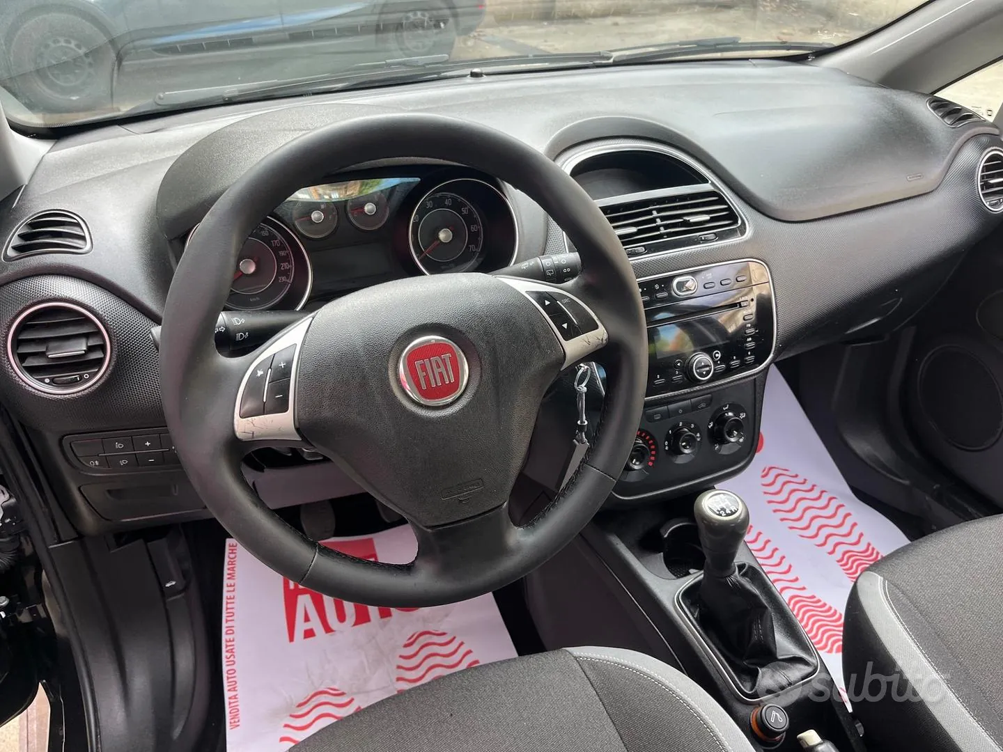 Fiat Punto Evo 2012 photo 5