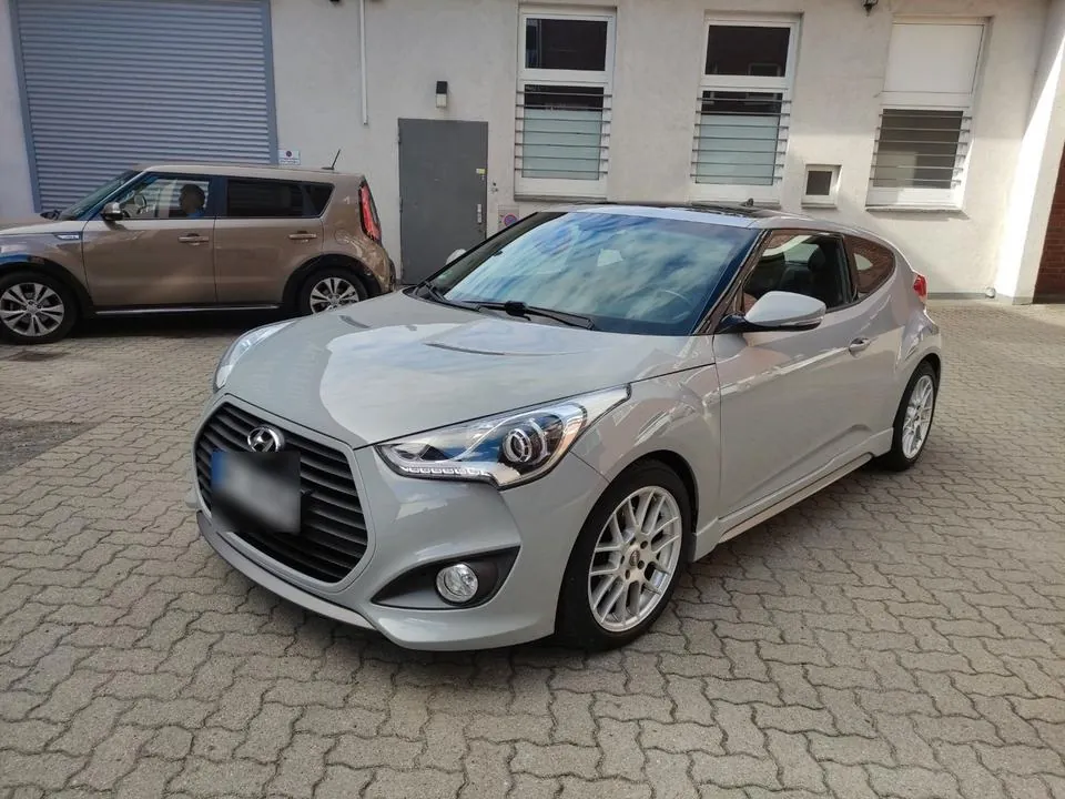 Hyundai Veloster