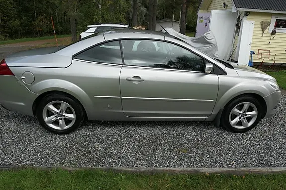 Ford Focus Cc 2010 photo 5
