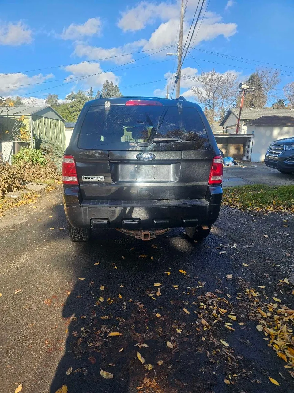 Ford Escape 2011 photo 2