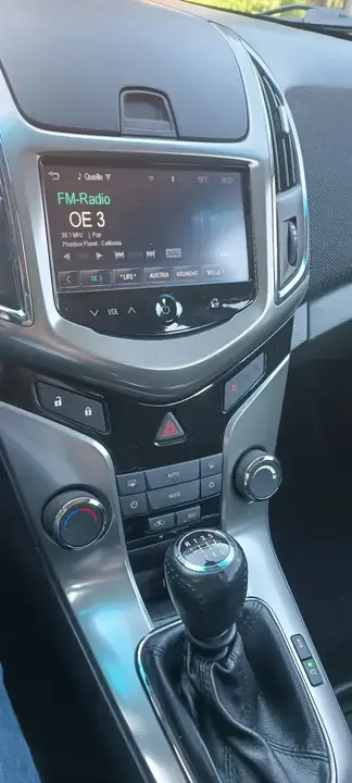Chevrolet Cruze 2013 photo 3