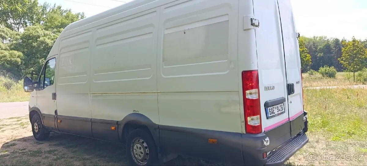 Iveco Daily 2012 photo 3